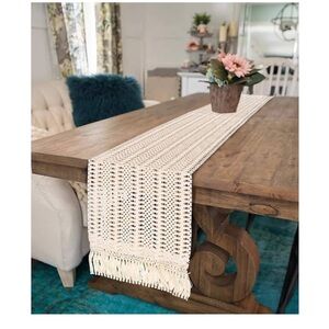 4 table runners